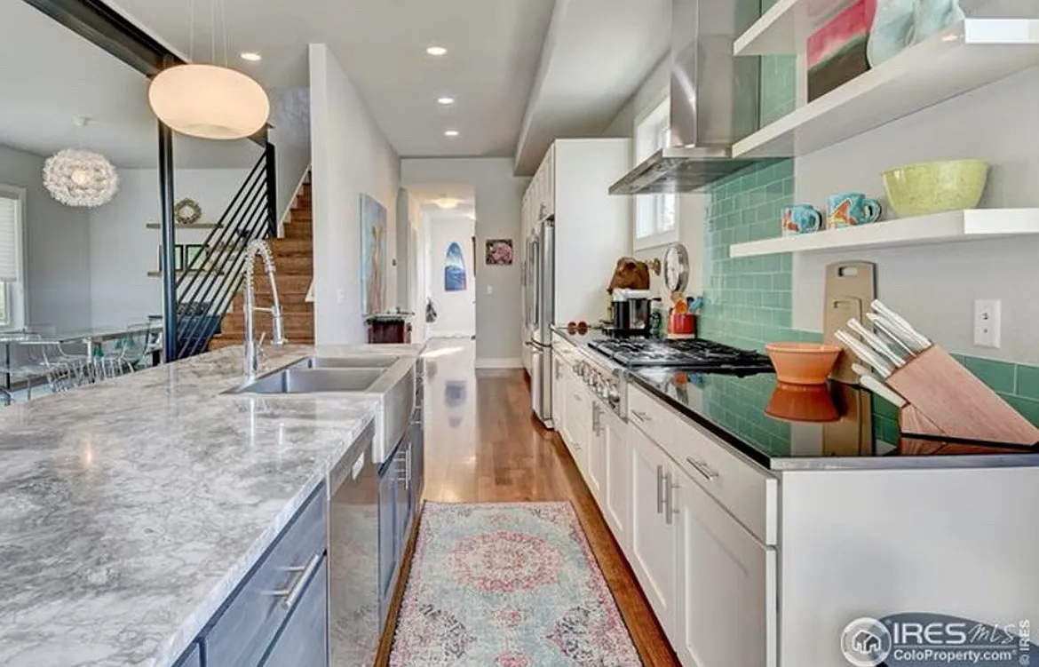 1032 Confidence Dr — Photo 2