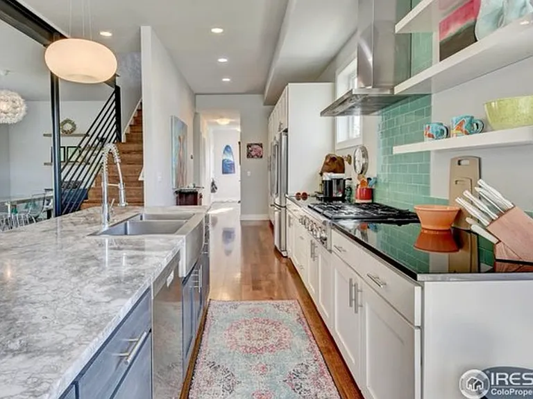 1032 Confidence Dr — Photo 2