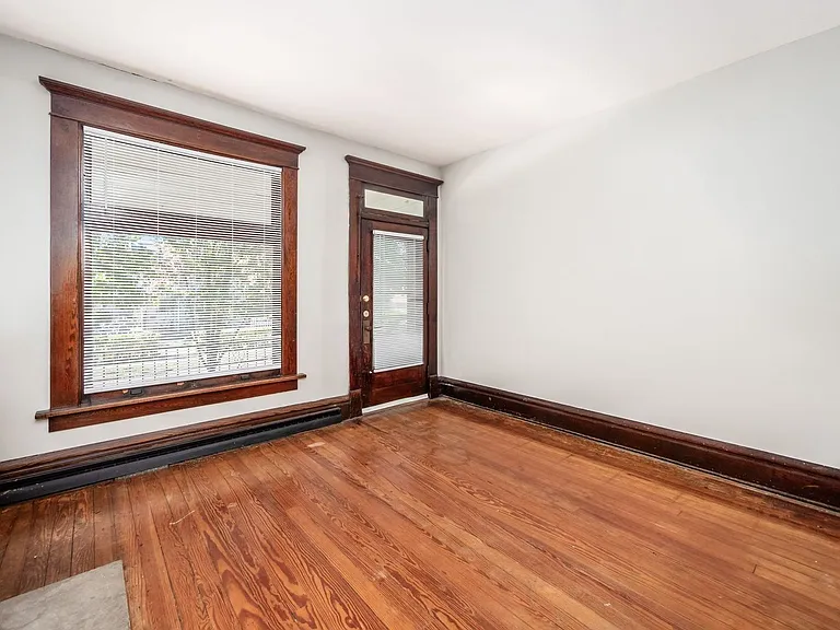 1230 Indianola Ave — Photo 12