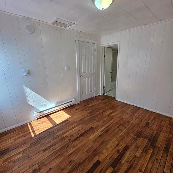 734 S Bell St #4 — Photo 9