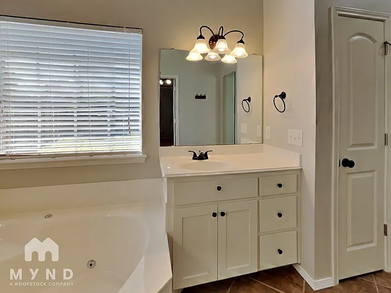 20370 E 49th St S — Photo 18