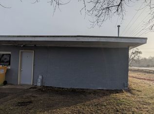 5582 S Oceana Dr, New Era, MI 49446