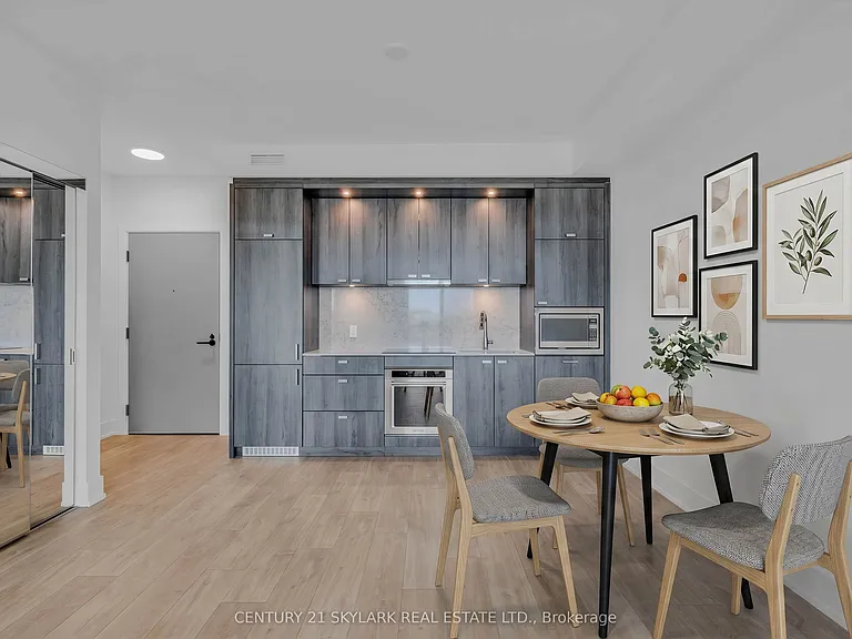 858 Dupont St #713 — Photo 2