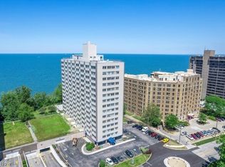 12520 Edgewater Dr APT 510, Lakewood, OH 44107