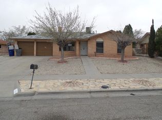11421 Randy Petri Ln, El Paso, TX 79936