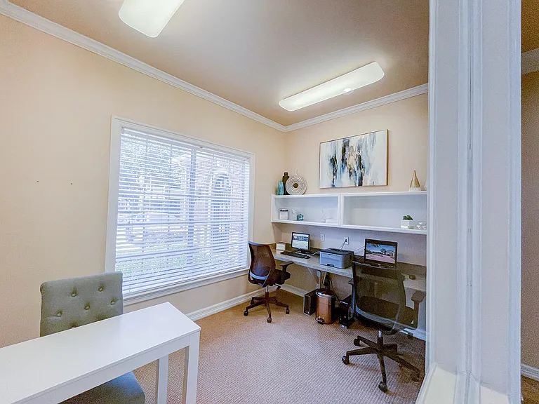 Turnberry Isle Apartment Homes — Photo 21