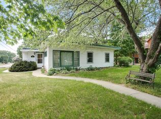 3609 Pascal Ave N, Arden Hills, MN 55112