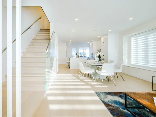 3321 W 37th Ave, Vancouver, BC V6N 2V5