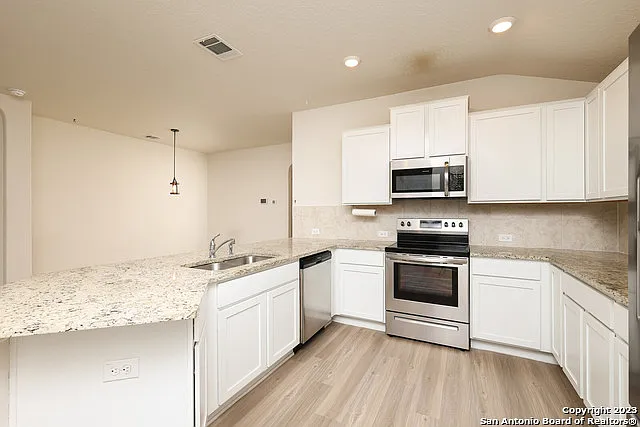 325 Colbert Ferry — Photo 16