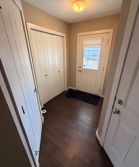 626 42nd Ave NW — Photo 3
