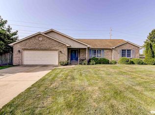 6525 Christine Ct, Springfield, IL 62712