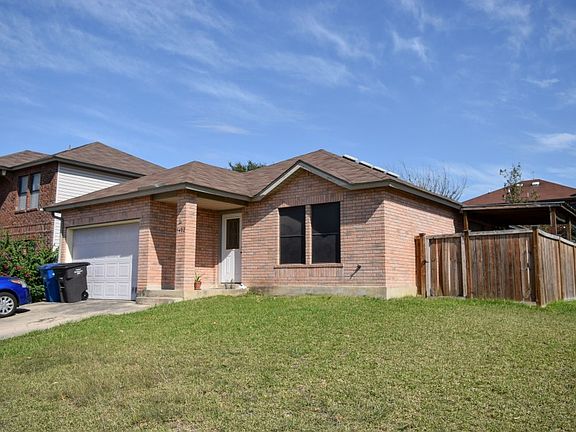 4th image of 5402 Champions Hill Dr