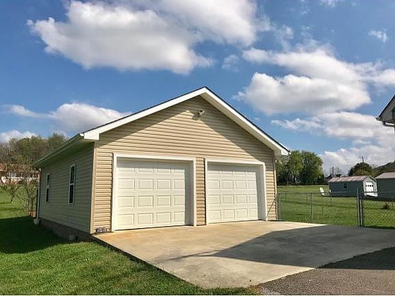 4th image of 14305 Ravenswood Dr