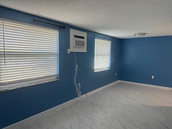 3rd image of 7501 Beckers Ln APT 7A