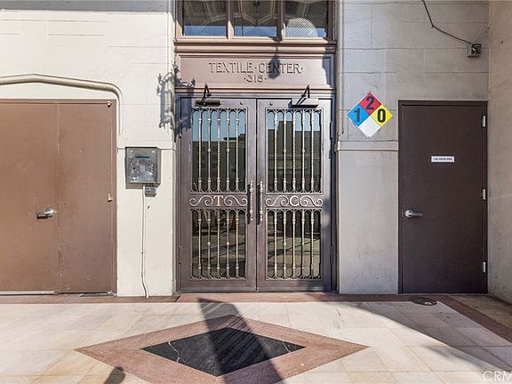 2nd image of 315 E 8th St APT 401