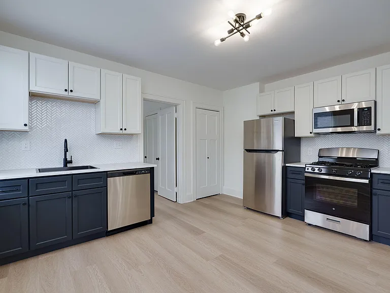 1737 Lincoln Ave #3 — Photo 7