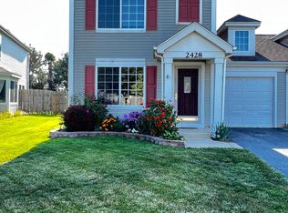 2428 Mayfield Dr, Montgomery, IL 60538