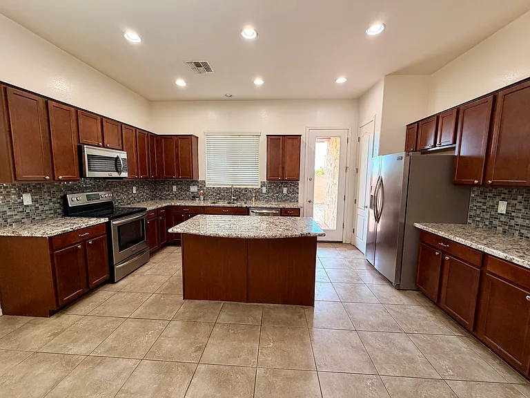 Kitchen1