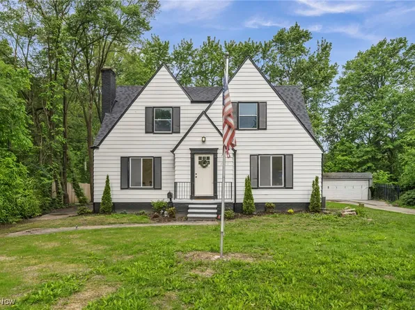 4832 Clague Rd, North Olmsted, OH 44070