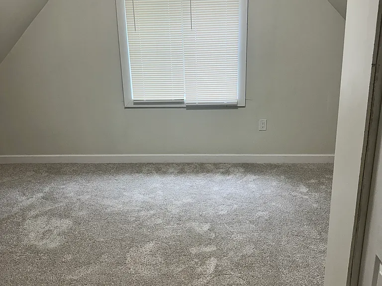 2546 W Medford Ave — Photo 18