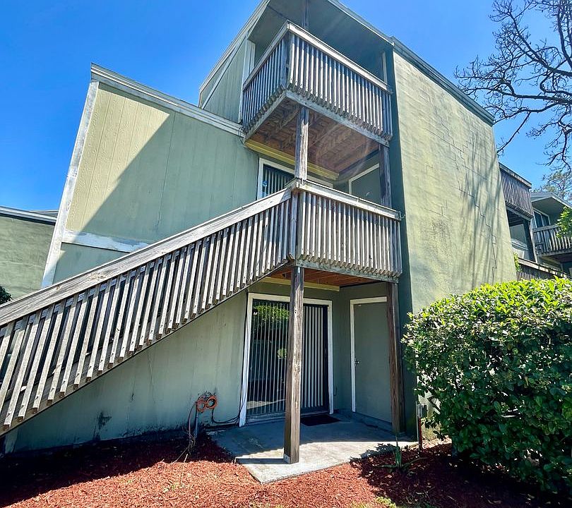 1st image of 341 Scottsdale Sq #341