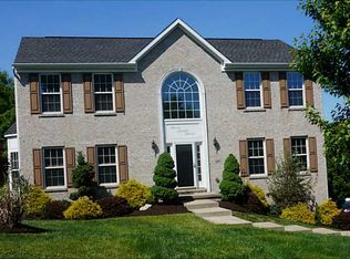 103 Spring Meadow Dr, Venetia, PA 15367
