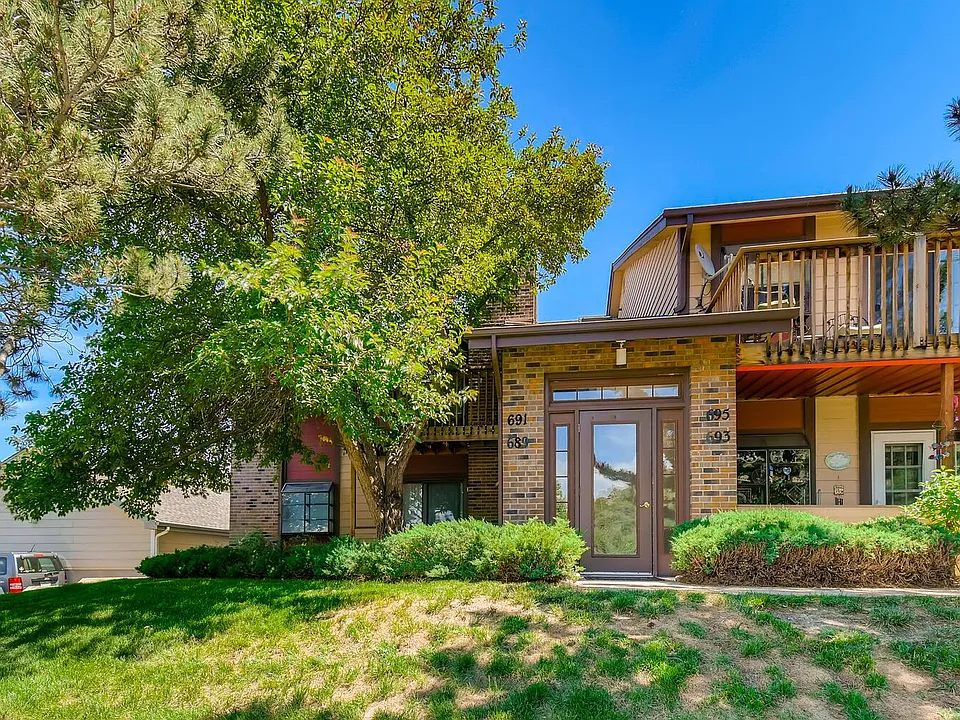 691 Canyon Dr
