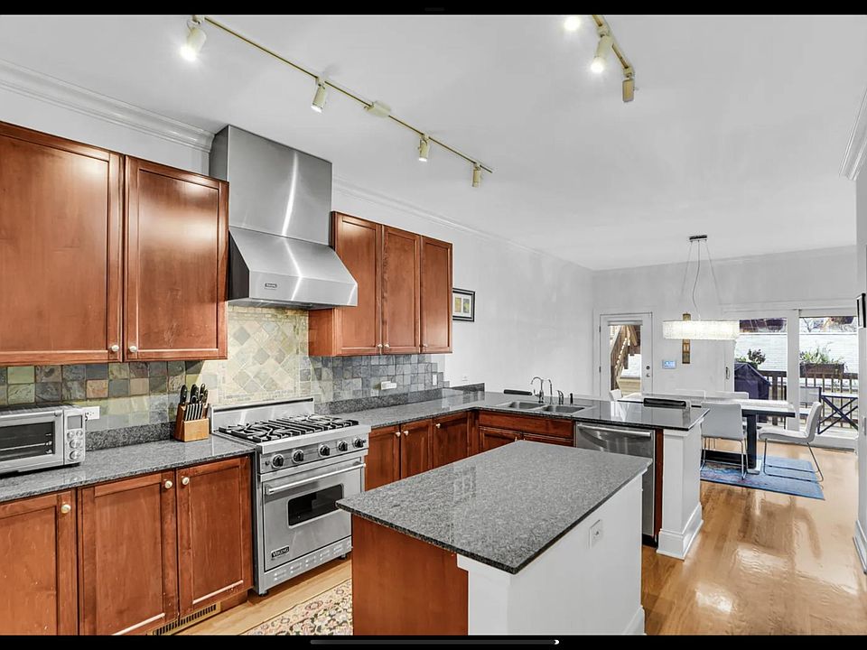 1st image of 1410 N Cleveland Ave APT 1