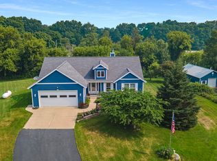 3125 Meadow Hills Dr, Middleville, MI 49333