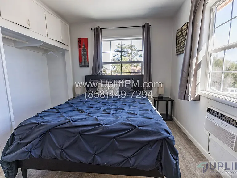 4831 Castle Ave — Photo 22