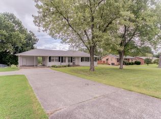 127 Maple Dr, Hendersonville, TN 37075