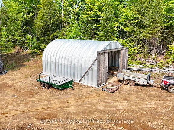 5th image of 2018 Fortesque Lake Rd