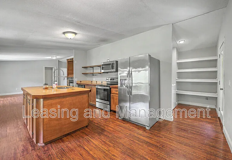 3585 Riley Wright Rd #2 — Photo 6