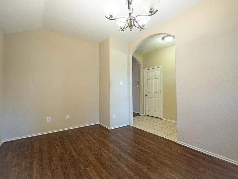 11219 Overland Trail Dr — Photo 7