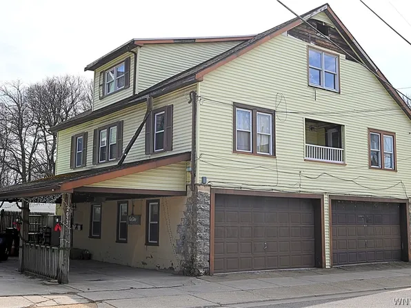 2637 Seneca St, Buffalo, NY 14224