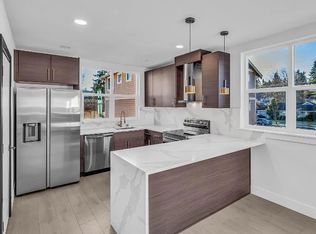 9756 8th Ave NW, Seattle, WA 98117