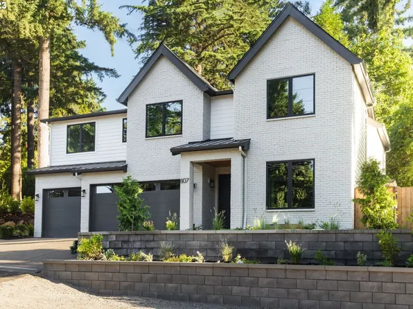 807 Ellis Ave, Lake Oswego, OR 97034