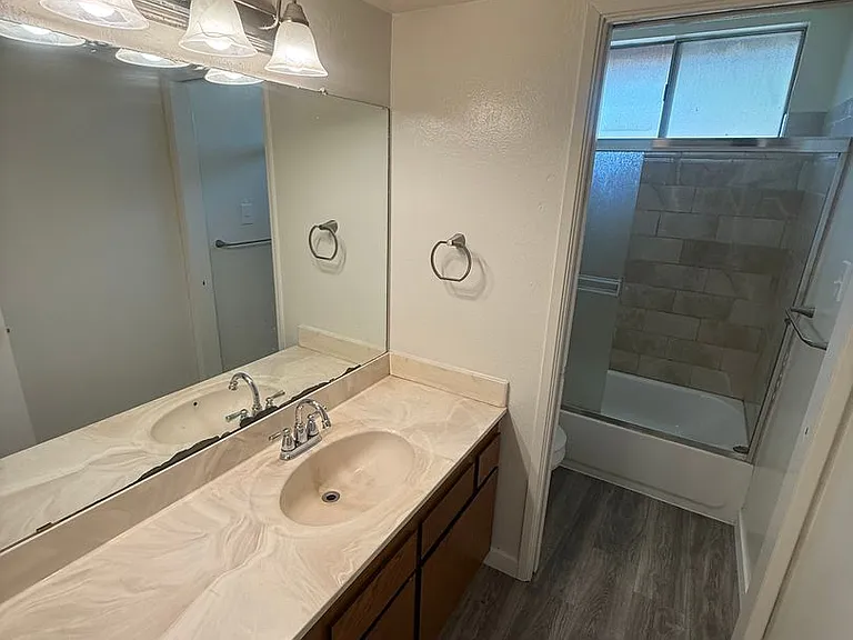 3012 Catalina Dr — Photo 14