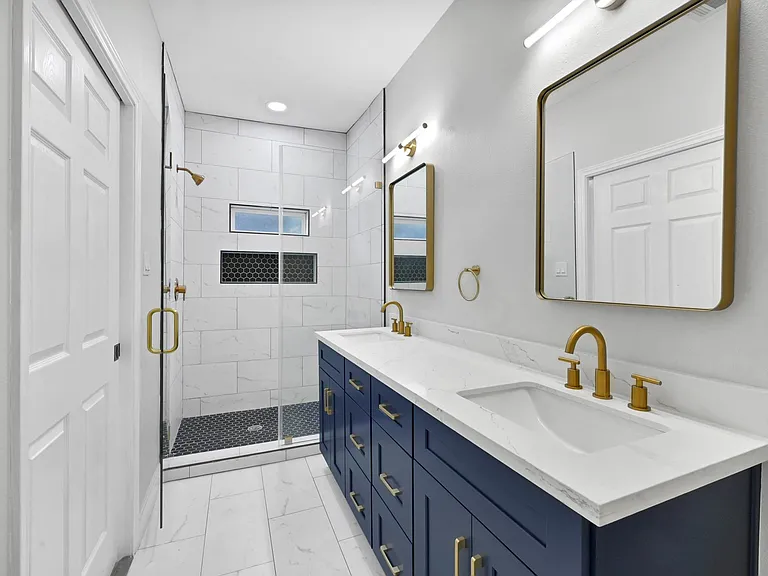 5604 Sherman St — Photo 14