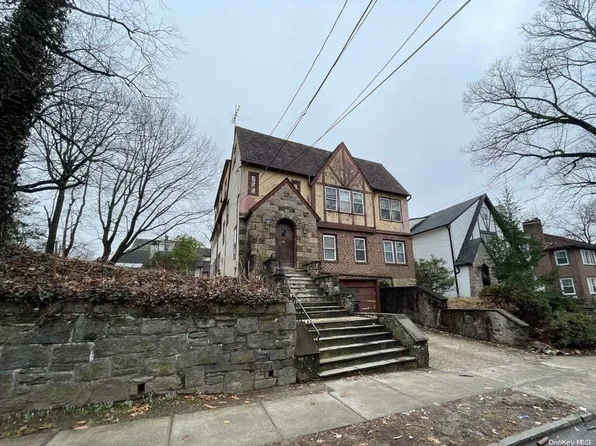 26 W Devonia Avenue, Mount Vernon, NY 10552