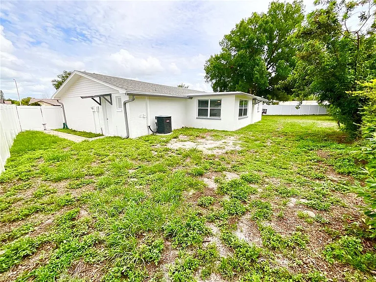 4233 Belle Isle Ct — Photo 27