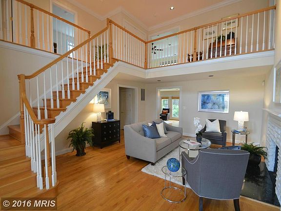 4th image of 7705 Westfield Dr