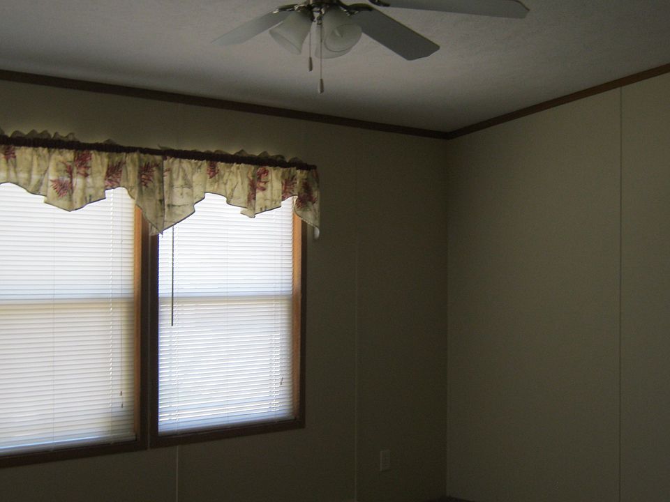2nd image of 3400 Sagebrush Blvd
