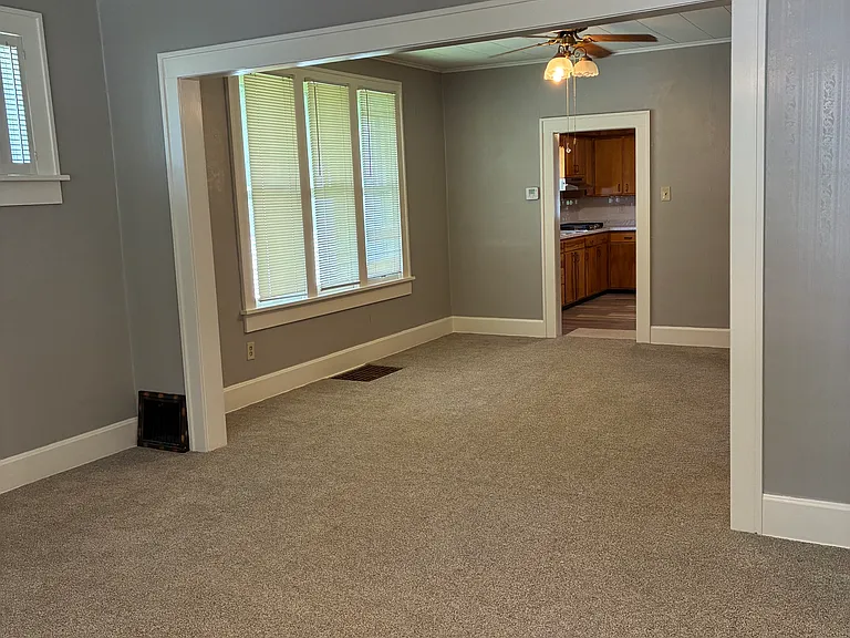3010 Angelique St — Photo 2
