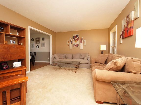 4th image of 278 Stockton Dr