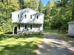37 Marden Dr, Campton, NH 03223