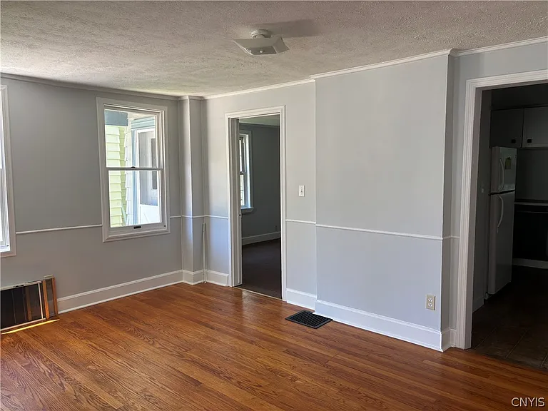 135 W Mohawk St — Photo 5