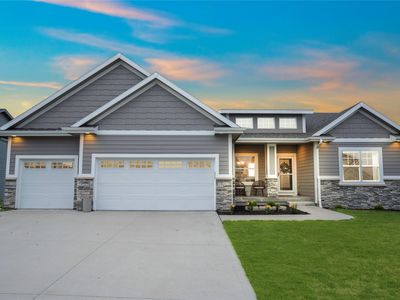 10217 Queensland Rd, West Des Moines, IA, 50266