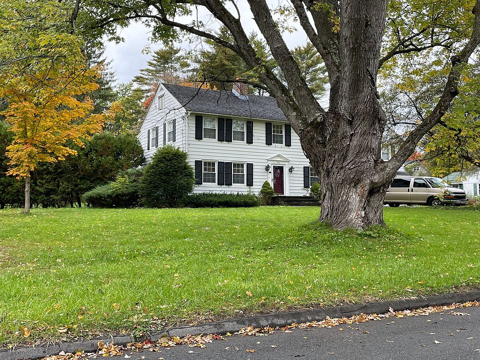 705 S William St, Johnstown, NY 12095 Zillow