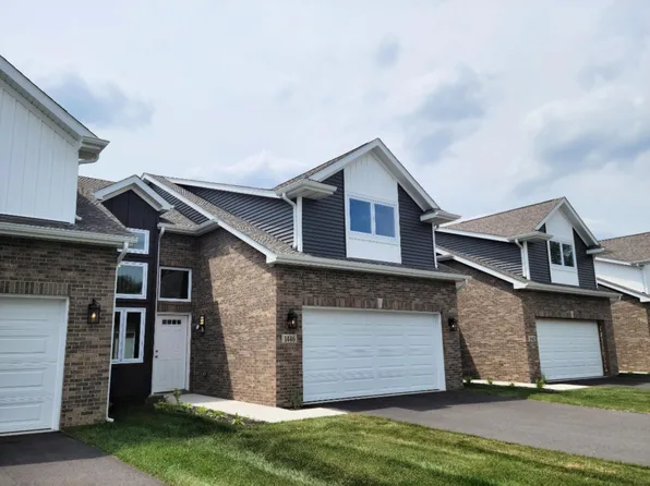 1446 Lake St, Hobart, IN 46342